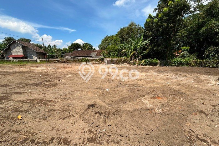 Jarang Ada! Tanah di Mlati Punya Luas 141m2 SHM Jarang Ada! Tanah di Mlati Punya Luas 141m2 SHM
