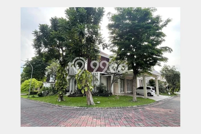 Jual Rumah Mewah Megah Dengan View Cantik di Pakuwon Indah, Surabaya Jual Rumah Mewah Megah Dengan View Cantik di Pakuwon Indah, Surabaya