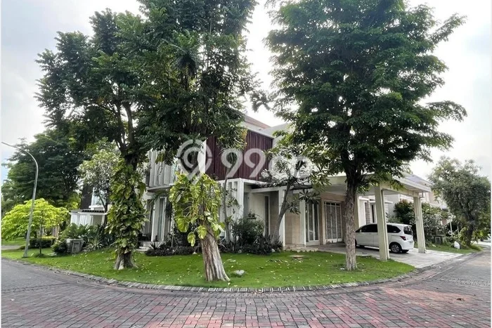 Jual Rumah Mewah Megah Dengan View Cantik di Pakuwon Indah, Surabaya Jual Rumah Mewah Megah Dengan View Cantik di Pakuwon Indah, Surabaya
