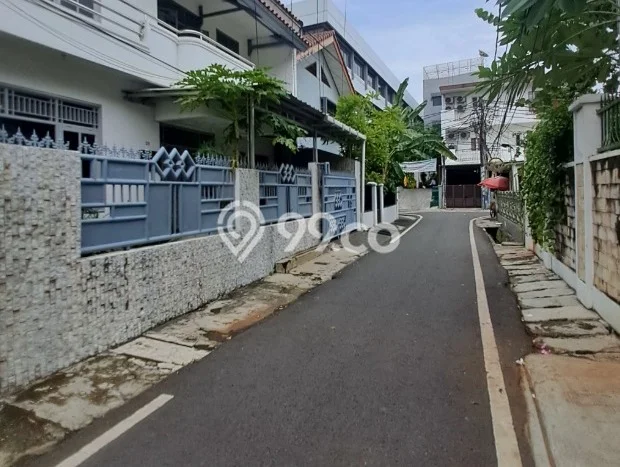 Siap Huni Hunian Elit 4 Kamar di Gambir Dekat ke Mana Pun Siap Huni Hunian Elit 4 Kamar di Gambir Dekat ke Mana Pun