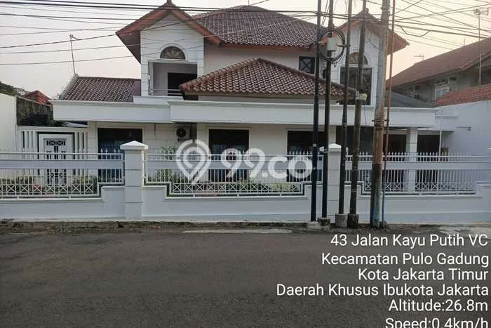 Dijual Rumah Premium dengan Fasilitas Sekitar Komplit di Pulo Gadung, Jakarta Timur Dijual Rumah Premium dengan Fasilitas Sekitar Komplit di Pulo Gadung, Jakarta Timur