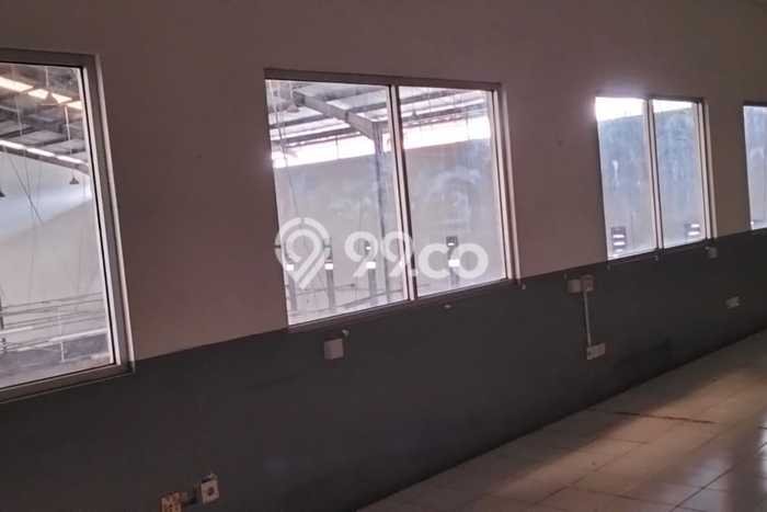 Gudang Disewa di Bekasi dengan LB 3000m2 Area Komersial Ramai Gudang Disewa di Bekasi dengan LB 3000m2 Area Komersial Ramai