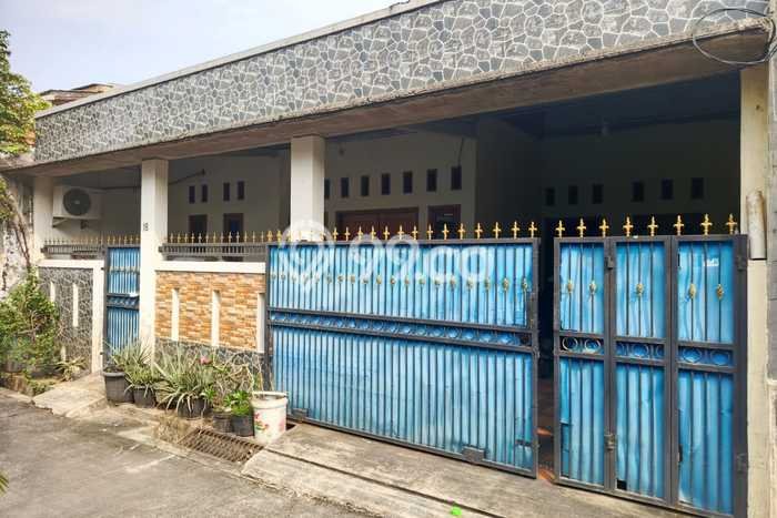 For Sale Hunian Rumah Nyaman 4 Kamar di Kayuringin Jaya, Bekasi For Sale Hunian Rumah Nyaman 4 Kamar di Kayuringin Jaya, Bekasi