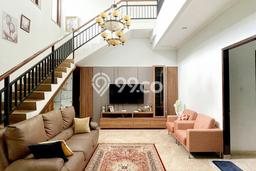 For Sale! Luxury House LT 200m2 Desain Modern di BSD Kencana Loka For Sale! Luxury House LT 200m2 Desain Modern di BSD Kencana Loka
