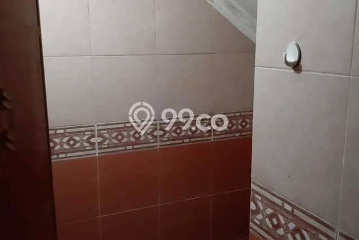 Sewa Rumah Murah di Raffles Hills Jakarta Timur Punya 4 KT Sewa Rumah Murah di Raffles Hills Jakarta Timur Punya 4 KT