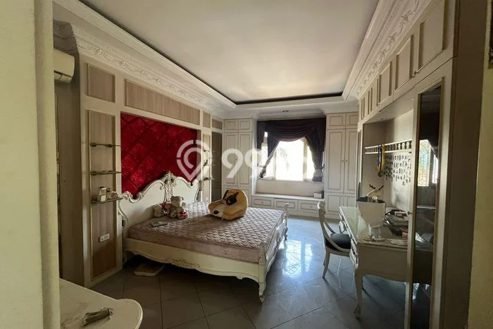 Rumah sewa siap huni 6 Kamar Tidur di Cibubur, Depok Rumah sewa siap huni 6 Kamar Tidur di Cibubur, Depok