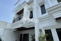 Rumah Strategis Minimalis Lb 70m2 di Kebayoran Baru, Jakarta Selatan Rumah Strategis Minimalis Lb 70m2 di Kebayoran Baru, Jakarta Selatan