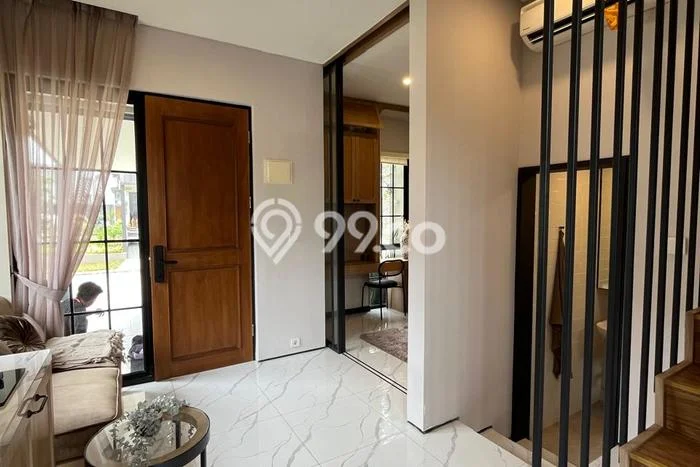 Dijual Rumah 3 Kamar Lokasi Strategis Nyaman dan Strategis di BSD Dijual Rumah 3 Kamar Lokasi Strategis Nyaman dan Strategis di BSD