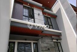 Rumah Mewah Siap Huni LT 126m2 di Sukolilo, Surabaya Rumah Mewah Siap Huni LT 126m2 di Sukolilo, Surabaya