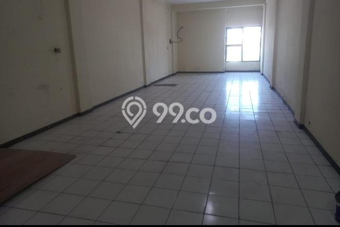 Untuk Disewa Ruko di Sukolilo Surabaya LT 175m2, LB 700m2 Untuk Disewa Ruko di Sukolilo Surabaya LT 175m2, LB 700m2