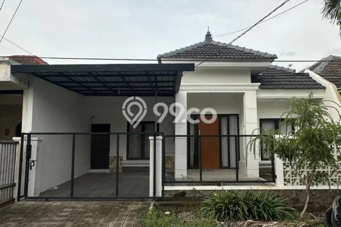 Disewakan Hunian Konsep Minimalis di Waru Sidoarjo dengan 4 Kamar Disewakan Hunian Konsep Minimalis di Waru Sidoarjo dengan 4 Kamar