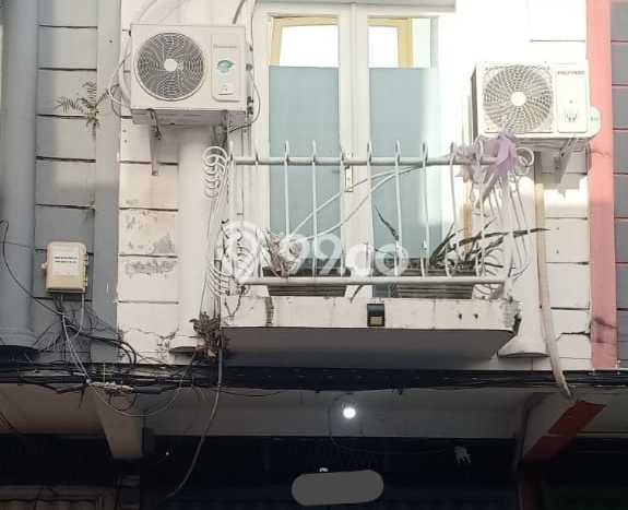 Dijual Ruko di Sukolilo Surabaya LT 30m2 / LB 75m2 Dijual Ruko di Sukolilo Surabaya LT 30m2 / LB 75m2