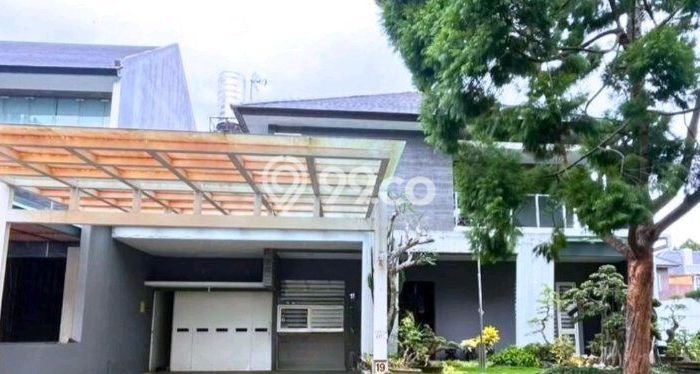 Rumah Mewah Siap Huni LT 350m2 di Padalarang, Bandung Barat Rumah Mewah Siap Huni LT 350m2 di Padalarang, Bandung Barat
