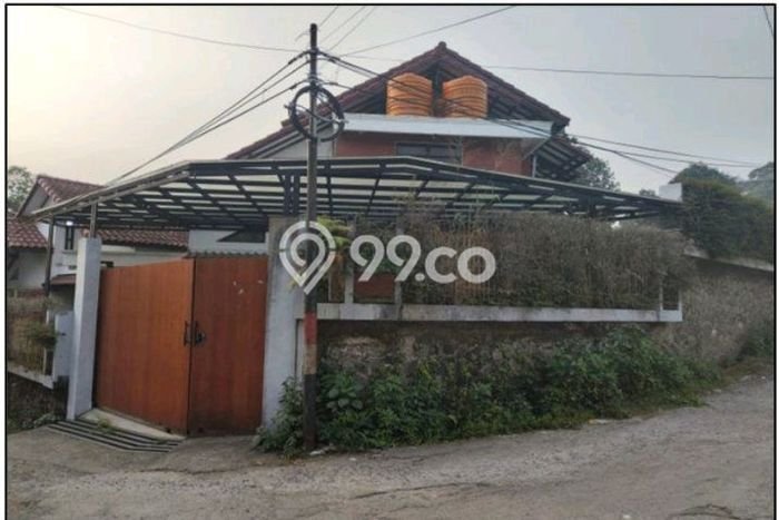 HOT DEAL! Dijual Rumah Premium area Cimenyan, Bandung, Luas Tanah 856m2m² Luas Bangunan 450m2m² HOT DEAL! Dijual Rumah Premium area Cimenyan, Bandung, Luas Tanah 856m2m² Luas Bangunan 450m2m²