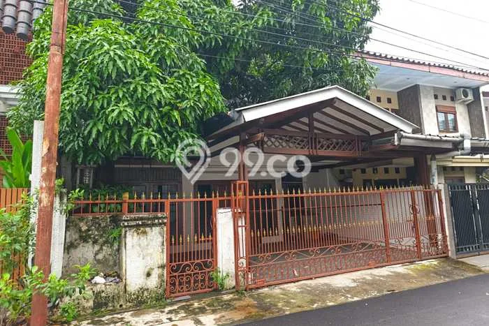 For Sale Rumah 3 Kamar Lokasi Ideal Nyaman dan Strategis di Ciputat Timur For Sale Rumah 3 Kamar Lokasi Ideal Nyaman dan Strategis di Ciputat Timur