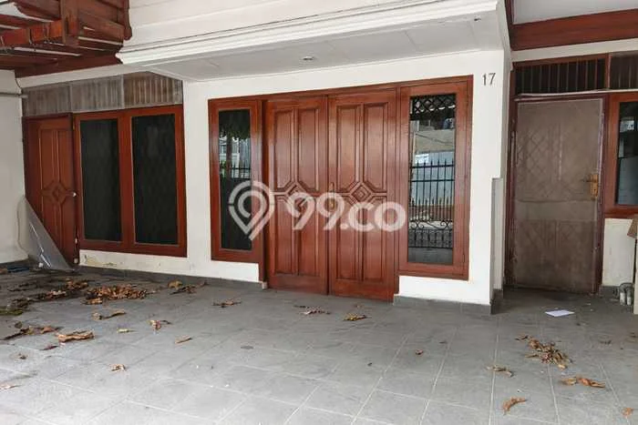 For Sale Rumah 3 Kamar Lokasi Ideal Nyaman dan Strategis di Ciputat Timur For Sale Rumah 3 Kamar Lokasi Ideal Nyaman dan Strategis di Ciputat Timur