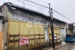 Area Ramai! Gudang Dijual di Cengkareng untuk Bisnis Luas Bangunan 300m2 Area Ramai! Gudang Dijual di Cengkareng untuk Bisnis Luas Bangunan 300m2