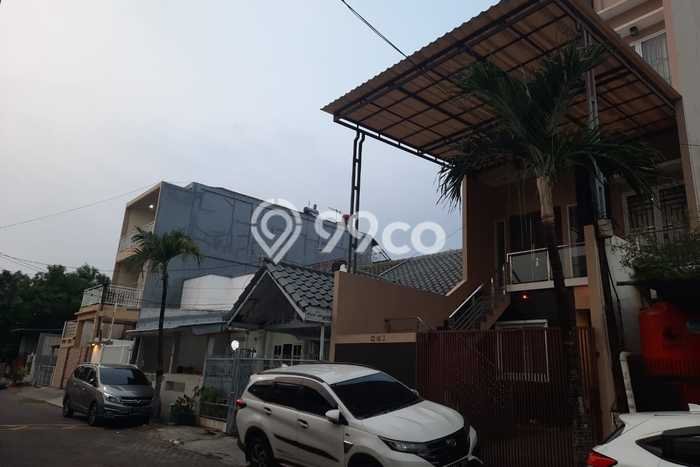 Hunian Nyaman Asri 4 KT Siap Pakai di Taman Surya Jakarta Barat Hunian Nyaman Asri 4 KT Siap Pakai di Taman Surya Jakarta Barat