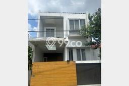 For Sale Rumah 4 Kamar Lokasi Strategis Bagus dan Strategis di BSD For Sale Rumah 4 Kamar Lokasi Strategis Bagus dan Strategis di BSD