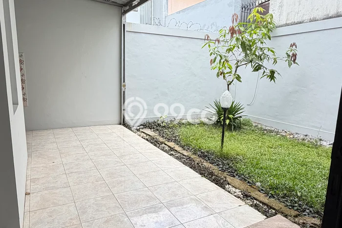 Rumah Modern Cantik 3 Kamar Siap Huni di BSD Rumah Modern Cantik 3 Kamar Siap Huni di BSD
