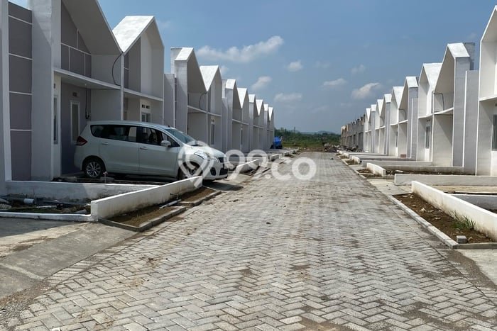 Hunian Mewah 2 KT 1 KM di Kompleks Cluster Mranggen, Demak Hunian Mewah 2 KT 1 KM di Kompleks Cluster Mranggen, Demak