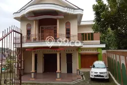 Jual Rumah Favorit Siap Huni LB 275m2 di Semarang Timur, Semarang Jual Rumah Favorit Siap Huni LB 275m2 di Semarang Timur, Semarang
