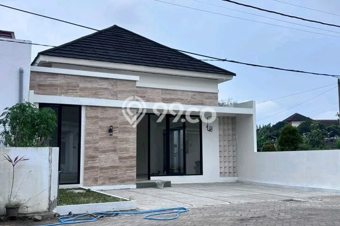 Rumah Modern Minimalis 3 KT Bisa Langsung Pindah di Mijen Rumah Modern Minimalis 3 KT Bisa Langsung Pindah di Mijen