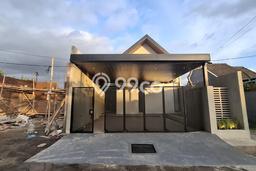 Dijual Cepat Rumah Favorit Siap Huni LB 120m2 di Kalasan, Sleman Dijual Cepat Rumah Favorit Siap Huni LB 120m2 di Kalasan, Sleman