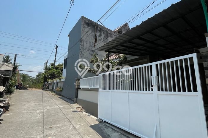 Rumah Modern Minimalis 4 KT Bisa Langsung Pindah di Kalasan Rumah Modern Minimalis 4 KT Bisa Langsung Pindah di Kalasan