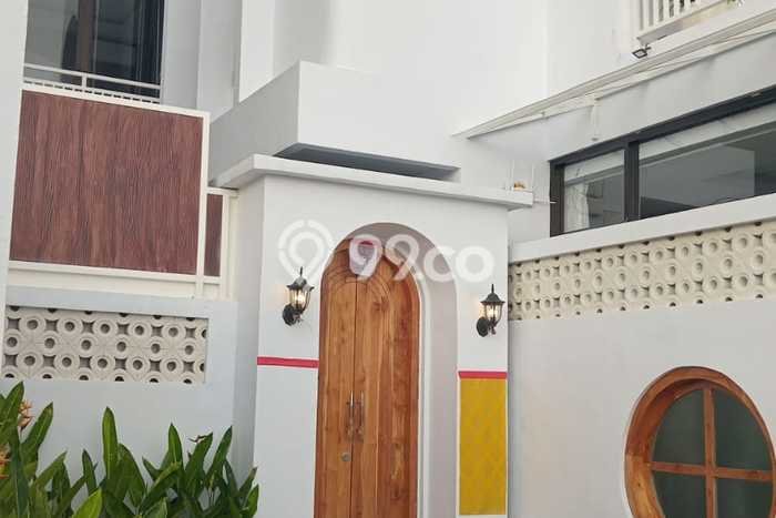 Rumah di , Akses ke Stasiun, 2 KT, LT 125m2m² Bangunan 160m2m² Rumah di , Akses ke Stasiun, 2 KT, LT 125m2m² Bangunan 160m2m²