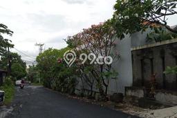 BEST LOCATION! Rumah kawasan , Akses ke Stasiun, 2 KM, Luas 200m2m² LB 150m2m² BEST LOCATION! Rumah kawasan , Akses ke Stasiun, 2 KM, Luas 200m2m² LB 150m2m²