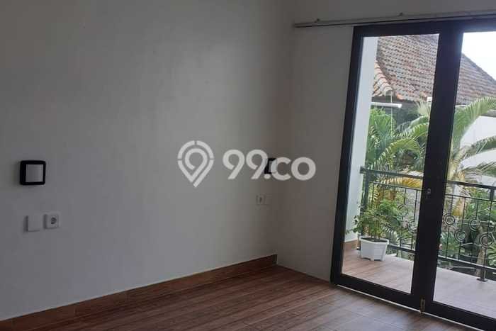 UNIT TERBATAS! Rumah area , 6 KT, Luas 100m2m² Bangunan 300m2m² UNIT TERBATAS! Rumah area , 6 KT, Luas 100m2m² Bangunan 300m2m²