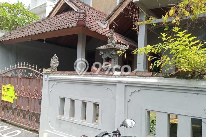 Rumah Sewa Badung LT 200m2 LB 185m2 Kawasan Tibubeneng Rumah Sewa Badung LT 200m2 LB 185m2 Kawasan Tibubeneng