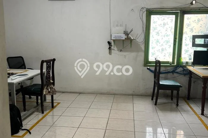 Unit Gudang Disewakan di Harapan Indah di Area Ramai & Strategis Unit Gudang Disewakan di Harapan Indah di Area Ramai & Strategis