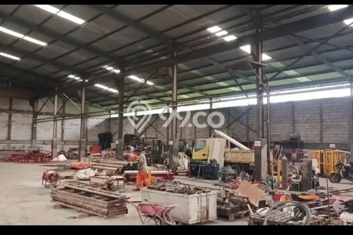 Unit Gudang Disewakan di Jatimulya di Area Ramai & Strategis Unit Gudang Disewakan di Jatimulya di Area Ramai & Strategis