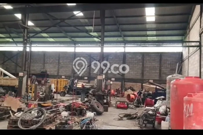 Unit Gudang Disewakan di Jatimulya di Area Ramai & Strategis Unit Gudang Disewakan di Jatimulya di Area Ramai & Strategis