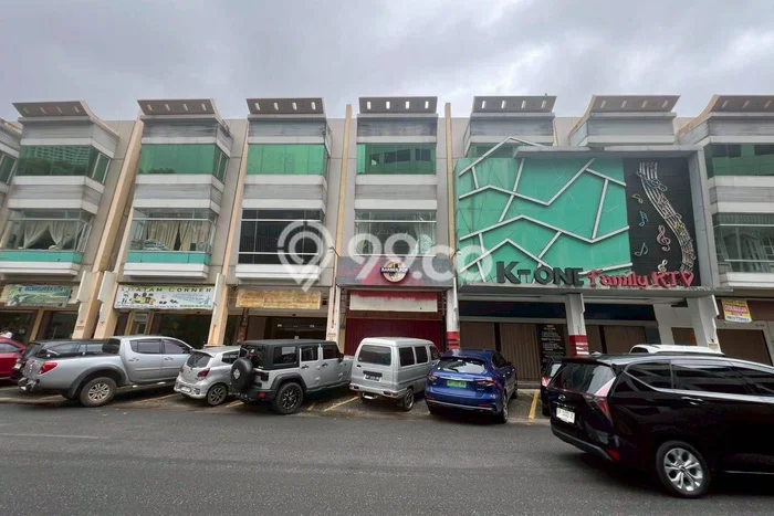 Ruko Dijual di Batam LT 75m2 & LB 250m2 Lokasi Terbaik! Ruko Dijual di Batam LT 75m2 & LB 250m2 Lokasi Terbaik!