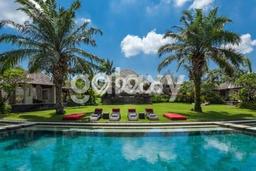 HARGA TERBAIK! Vila di Kuta Utara, Dimensi 3930m2m², Lingkungan Eksklusif dengan privasi terjamin HARGA TERBAIK! Vila di Kuta Utara, Dimensi 3930m2m², Lingkungan Eksklusif dengan privasi terjamin
