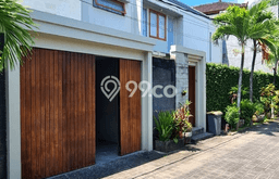 Vila Premium Kawasan Kuta Utara, Area 200m2m², Lingkungan Asri Vila Premium Kawasan Kuta Utara, Area 200m2m², Lingkungan Asri