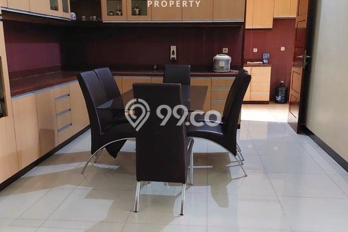 Rumah Mewah Siap Huni LT 630m2 di Serpong, Tangerang Selatan Rumah Mewah Siap Huni LT 630m2 di Serpong, Tangerang Selatan