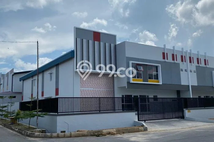 Gudang untuk Disewa di Pusat Batam Luas Bangunan 450m2 Gudang untuk Disewa di Pusat Batam Luas Bangunan 450m2