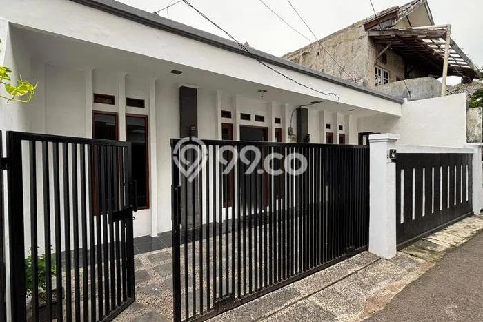 Disewakan segera hunian minimalis strategis 6 Kamar di Tebet, Jakarta Selatan Disewakan segera hunian minimalis strategis 6 Kamar di Tebet, Jakarta Selatan