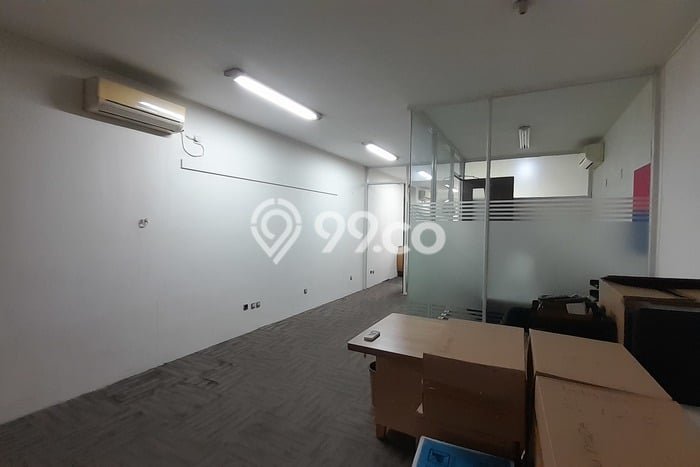 Ruko disewakan lokasi strategis Tebet Jakarta Selatan 342m2 Ruko disewakan lokasi strategis Tebet Jakarta Selatan 342m2