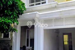 Disewakan! Rumah 3 Kamar Tidur &
3 Kamar Mandi di Gading Serpong, Tangerang Disewakan! Rumah 3 Kamar Tidur &
3 Kamar Mandi di Gading Serpong, Tangerang