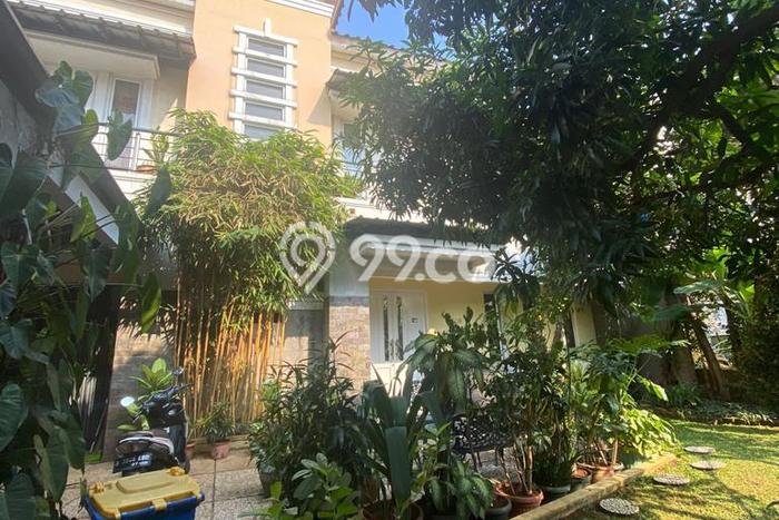 Rumah Elit LB 322m2 Siap Huni Desain Elegan di Cibubur, Depok Rumah Elit LB 322m2 Siap Huni Desain Elegan di Cibubur, Depok