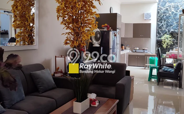 Rumah Minimalis 2 Kamar LT 119m2 di Taman Kopo Indah Rumah Minimalis 2 Kamar LT 119m2 di Taman Kopo Indah