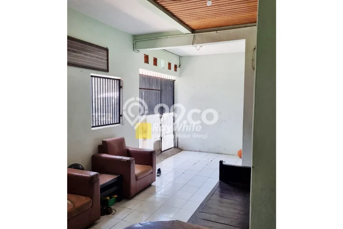 Rumah Luas Asri 5 KT Siap Pakai di Kopo Bandung Rumah Luas Asri 5 KT Siap Pakai di Kopo Bandung