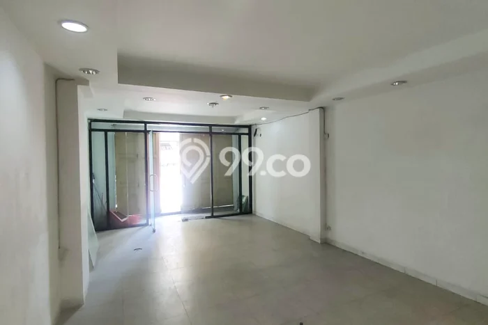 FOR RENT! Ruko di Gardu Jati Cocok untuk Bisnis 160m2 FOR RENT! Ruko di Gardu Jati Cocok untuk Bisnis 160m2