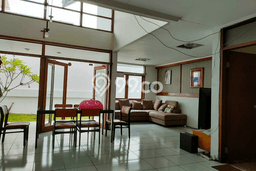 Dijual Rumah Mewah Elegan Dengan View Eksklusif di Setiabudi, Bandung Dijual Rumah Mewah Elegan Dengan View Eksklusif di Setiabudi, Bandung