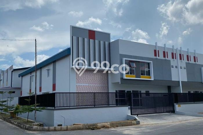 Disewakan Gudang di Pusat Kota Batam Ramai Strategis Disewakan Gudang di Pusat Kota Batam Ramai Strategis